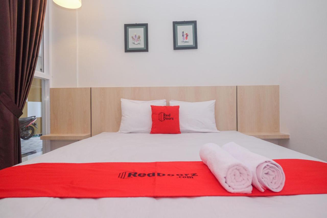 Reddoorz Syariah @ Tlogosari Semarang Hotel Alastuwo Exterior photo